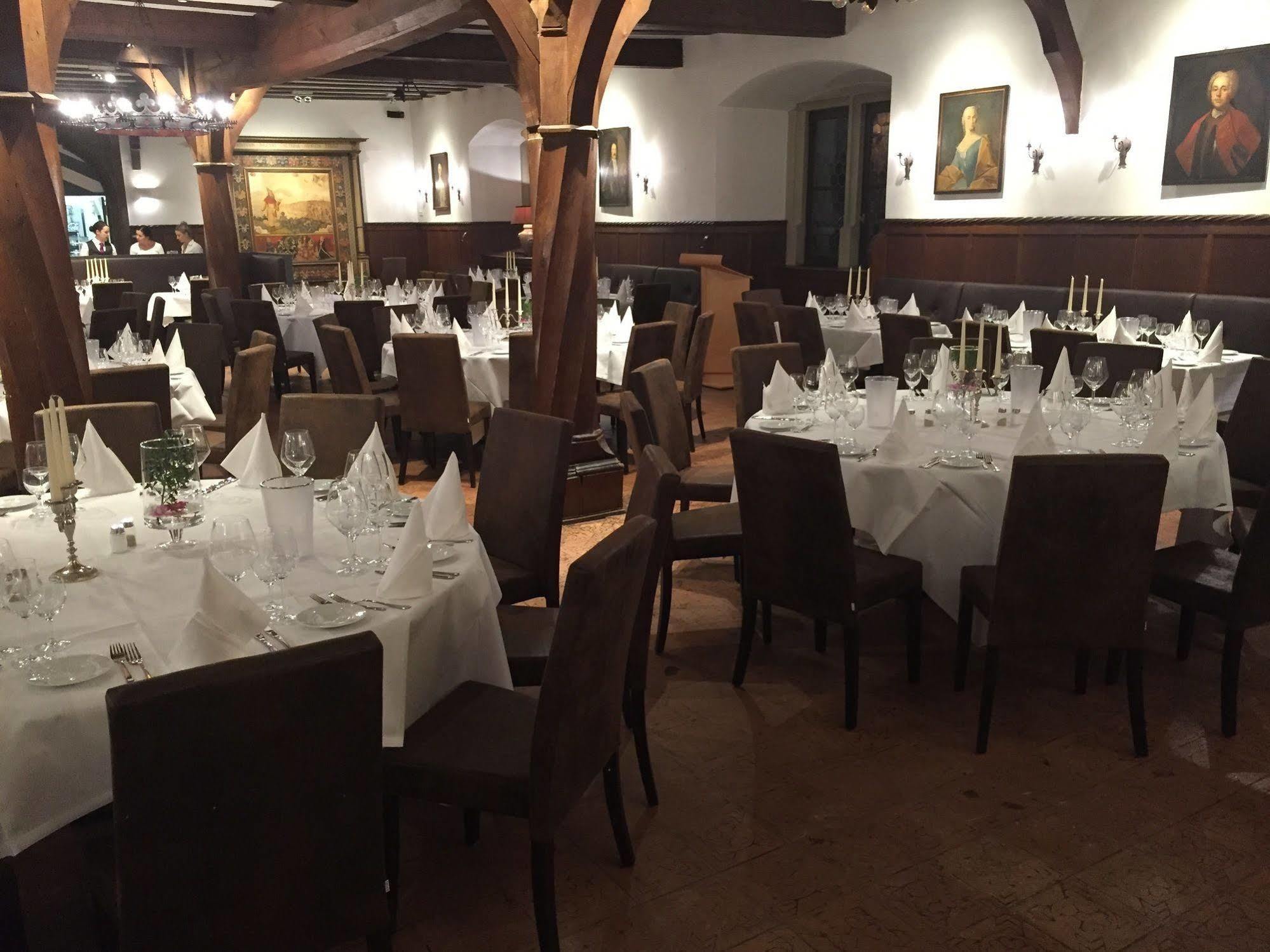 Schlosshotel Gotzenburg Jagsthausen Esterno foto