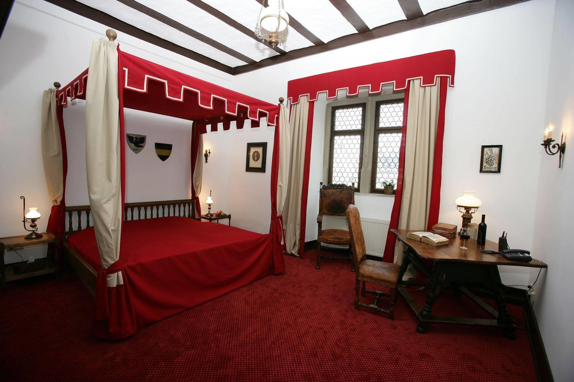 Schlosshotel Gotzenburg Jagsthausen Esterno foto